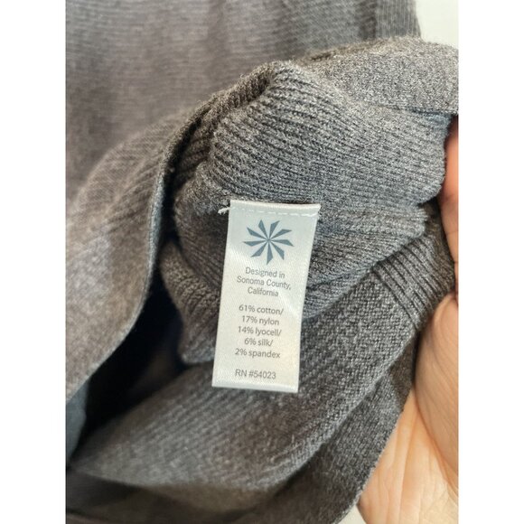 Athleta Sweater Womens XS Gray Daybreak CYA Lightweight Semi Fitted Travel Top - Picture 3 of 9